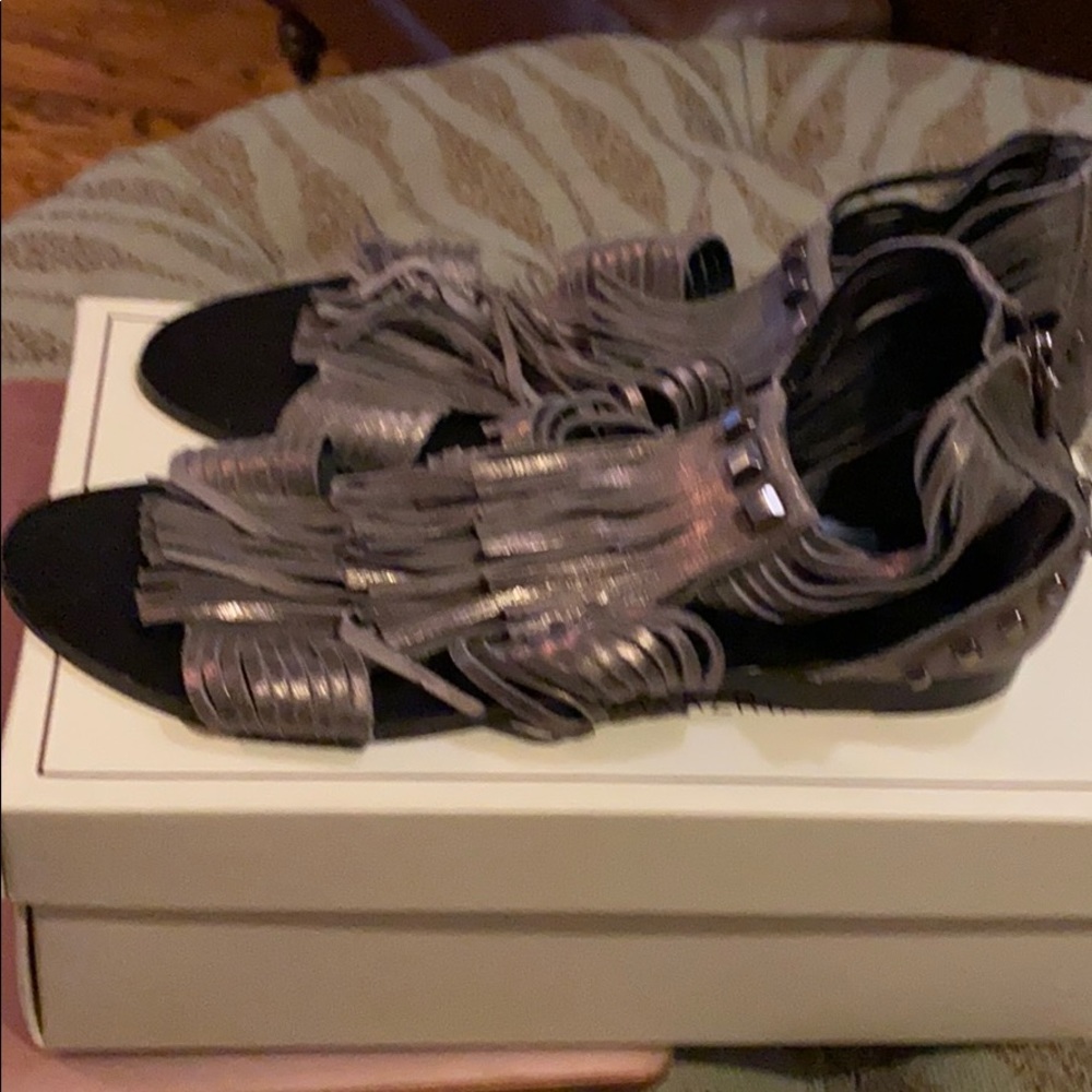 NWT BCBG size 9.5 Steel leather flats!
